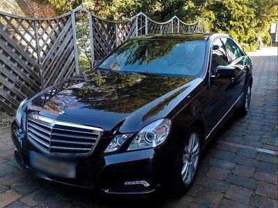 Gebraucht Mercedes 250 203 PS (149 kW) 2010 Braun Limousine