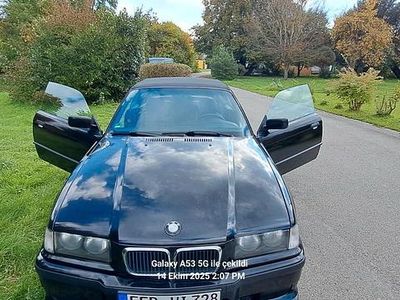 Schwarz Gebraucht 2000 BMW 318 Cabriolet Cabrio | 8.008 €