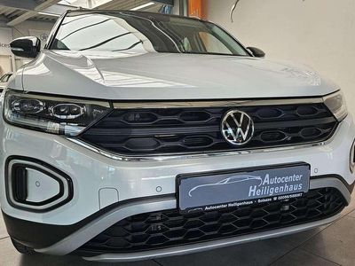 Second-hand VW T-Roc Life 150 CP (110 kW) 2022 Alb SUV