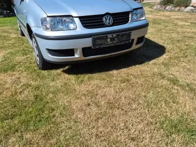 Gebraucht VW Polo Trendline 60 PS (44 kW) 2000 Silber Limousine