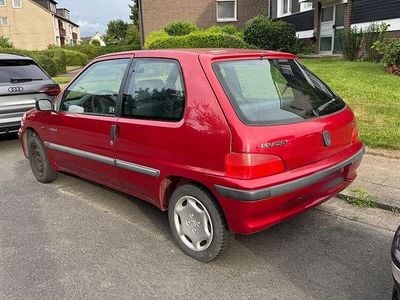 Peugeot 106