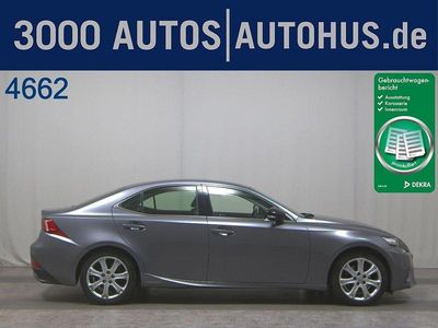 Lexus IS300h