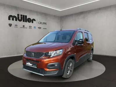 Gebraucht Peugeot Rifter Allure 131 PS (96 kW) 2022 Braun Van / Kleinbus