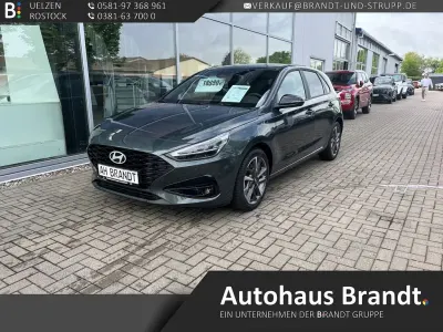 Gebraucht Hyundai i30 Advantage 101 PS (74 kW) 2025 Gruen Limousine