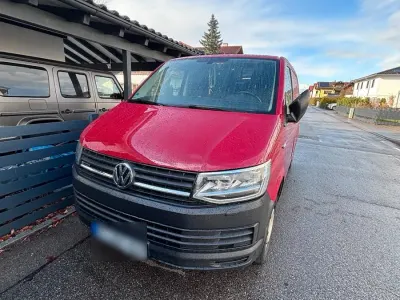 Gebraucht VW Transporter 140 PS (102 kW) 2015 Rot Van