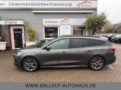 Gebraucht Ford Focus ST-Line 155 PS (114 kW) 2024 Grau Kombi