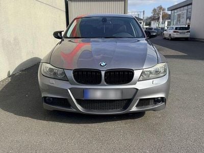 Gebraucht BMW 320 M Sport 184 PS (135 kW) 2011 Grau Limousine
