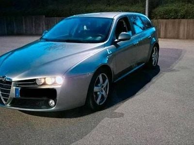 Second-hand Alfa Romeo 159 185 CP (136 kW) 2006 Gri Break