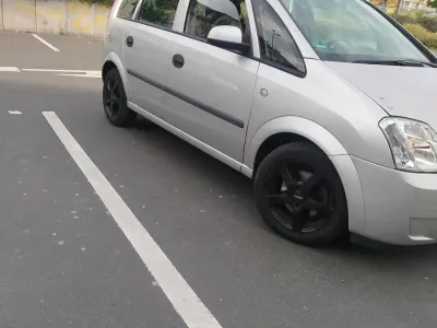 Używany Opel Meriva 100 KM (73 kW) 2004 Szary Minivan
