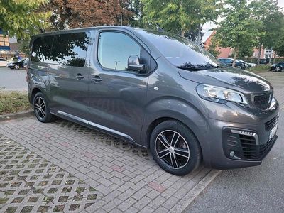 Peugeot Traveller