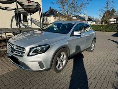 gebraucht Mercedes GLA180 -