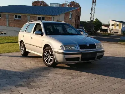 Gebraucht Skoda Octavia 131 PS (96 kW) 2003 Kombi