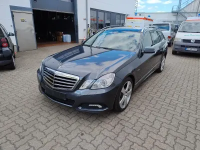 Gebraucht Mercedes E350 231 PS (169 kW) 2009 Grau Kombi