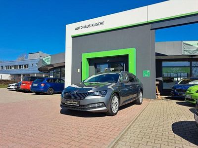 Gebraucht Skoda Superb Style 200 PS (147 kW) 2023 Grau Kombi
