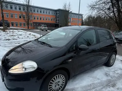 Gebraucht Fiat Grande Punto 78 PS (57 kW) 2008 Schwarz Kleinwagen
