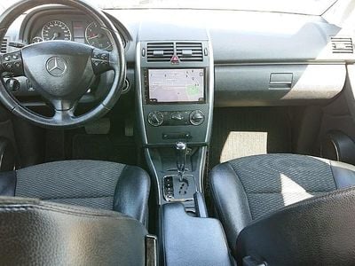Gebraucht Mercedes A160 95 PS (69 kW) 2009 Silber Limousine