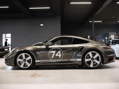 Nouă Porsche 992 650 CP (478 kW) 2025 Verde Coupe