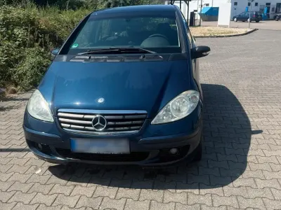 Gebraucht Mercedes A180 109 PS (80 kW) 2007 Blau Kleinwagen