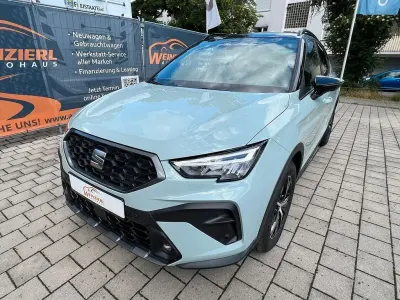 Neu Seat Arona FR 116 PS (85 kW) 2026 Oniricgrau/ mitternachtsschwa SUV