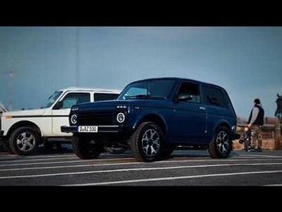 Gebraucht Lada niva 90 PS (66 kW) 2013 Blau SUV