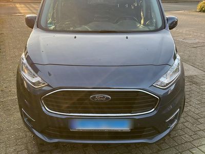 Blau Gebraucht 2018 Ford Tourneo Connect Van / Kleinbus | 14.500 € (Fairer Preis)