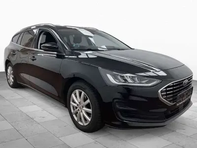 Gebraucht Ford Focus Titanium 116 PS (85 kW) 2023 Blau Kombi