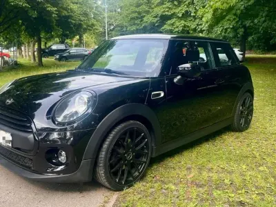 Gebraucht Mini ONE 102 PS (75 kW) 2020 Schwarz Kleinwagen
