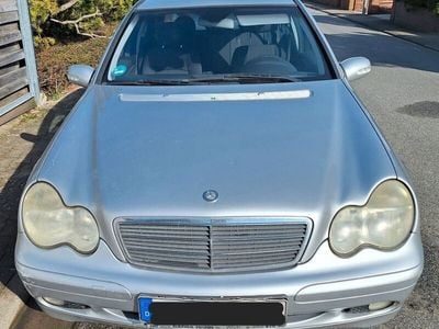 Mercedes C180