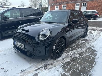 Blau Gebraucht 2022 Mini Cooper S Kleinwagen | 20.900 € (Fairer Preis)