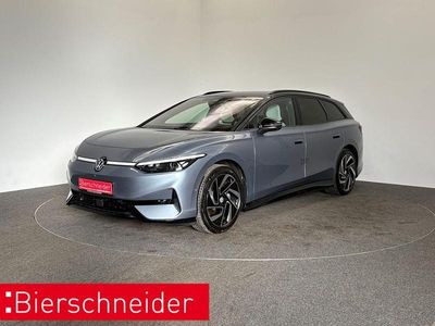 Blau Gebraucht 2025 VW ID.7 Pro Kombi | 51.450 € (Fairer Preis)
