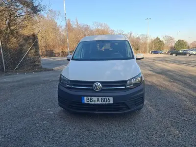 Gebraucht VW Caddy Trendline 150 PS (110 kW) 2018 Candyweiß Van / Kleinbus