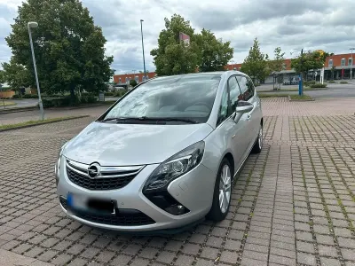 Gebraucht Opel Zafira Tourer 165 PS (121 kW) 2013 Silber Van / Kleinbus