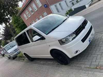 Gebraucht VW Multivan Highline 179 PS (131 kW) 2013 Weiß Van / Kleinbus