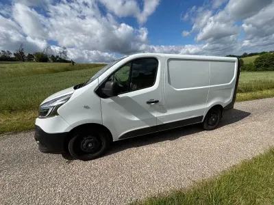 Gebraucht Renault Trafic 120 PS (88 kW) 2020 Weiß Van / Kleinbus