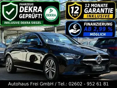 Gebraucht Mercedes CLA200 Shooting Brake 150 PS (110 kW) 2021 Schwarz Kombi