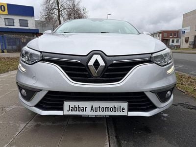 Gebraucht Renault Mégane IV Experience 101 PS (74 kW) 2016 Silber Limousine