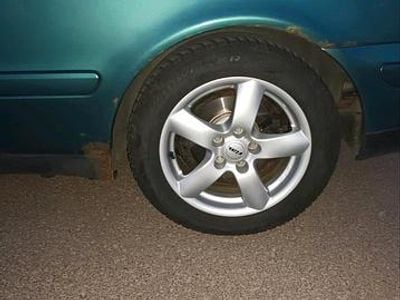 Grün Gebraucht 1997 Mercedes CLK200 Coupé | 1.300 € (Etwas zu teuer)