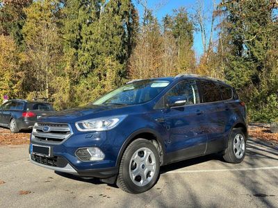 Blau Gebraucht 2018 Ford Kuga SYNC Edition SUV | 13.399 € (Guter Preis)