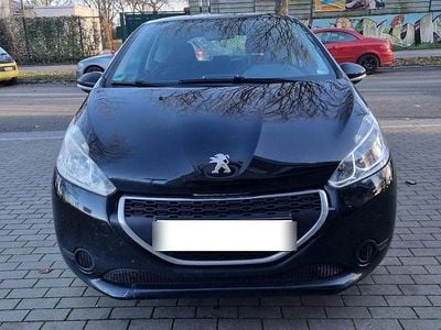 Gebraucht Peugeot 208 92 PS (67 kW) 2013 Schwarz Kleinwagen