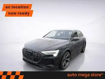 Gebraucht Audi e-tron Ambiente 369 kW (503 PS) 2022 Mythosschwarz metallic SUV