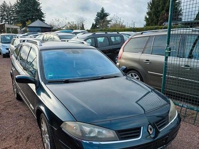 Gebraucht Renault Laguna II 136 PS (100 kW) 2006 Grün Limousine