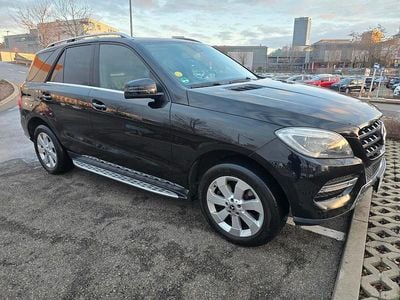 Schwarz Gebraucht 2013 Mercedes ML250 SUV | 16.500 € (Fairer Preis)