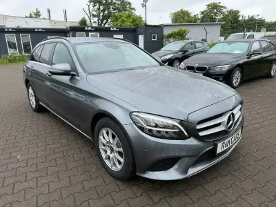 Gebraucht Mercedes C220 194 PS (142 kW) 2019 Grau Kombi