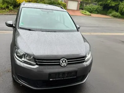 Gebraucht VW Touran 105 PS (77 kW) 2013 Grau Van / Kleinbus