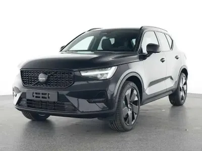 Gebraucht Volvo XC40 145 PS (106 kW) 2025 SUV