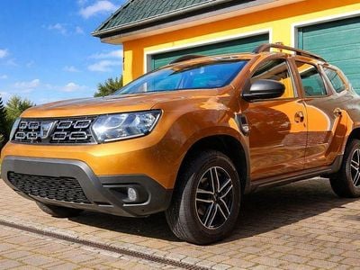 Gebraucht Dacia Duster Comfort 114 PS (83 kW) 2018 Orange SUV
