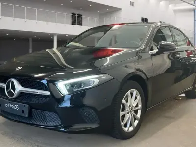 Second-hand Mercedes A250 218 CP (160 kW) 2022 Negru Berlinǎ
