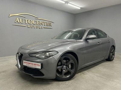 Gebraucht Alfa Romeo Giulia Super 179 PS (131 kW) 2016 Grau Limousine