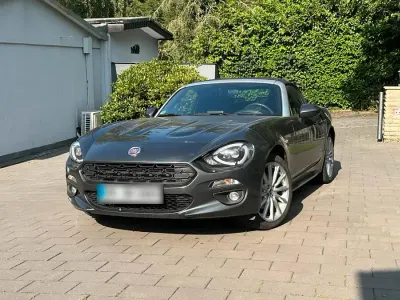 Gebraucht Fiat 124 Spider 140 PS (102 kW) 2018 Grau Cabrio