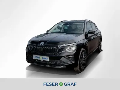 Neu Skoda Kamiq Tour 116 PS (85 kW) 2026 Blackmagic perleffekt SUV